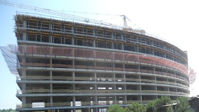 638912906786816360safety-platforms-safety-nets-.jpeg